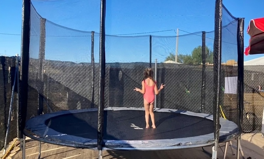 Image 10: Entrada a parque acuático para 2, 4 u 8 niños/adultos y opción a menú