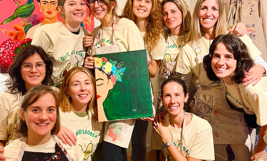 Image 4: Experiencia creativa o premium “Pinta un cuadro”  con snacks y bebida