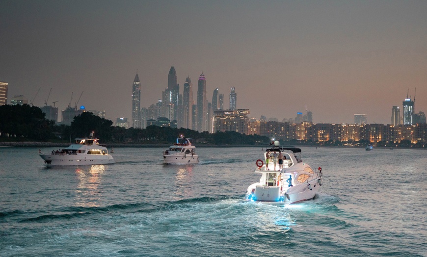 Image 2: Centaurus Yatch Tour - Mid Day, Sunset or Night Tours