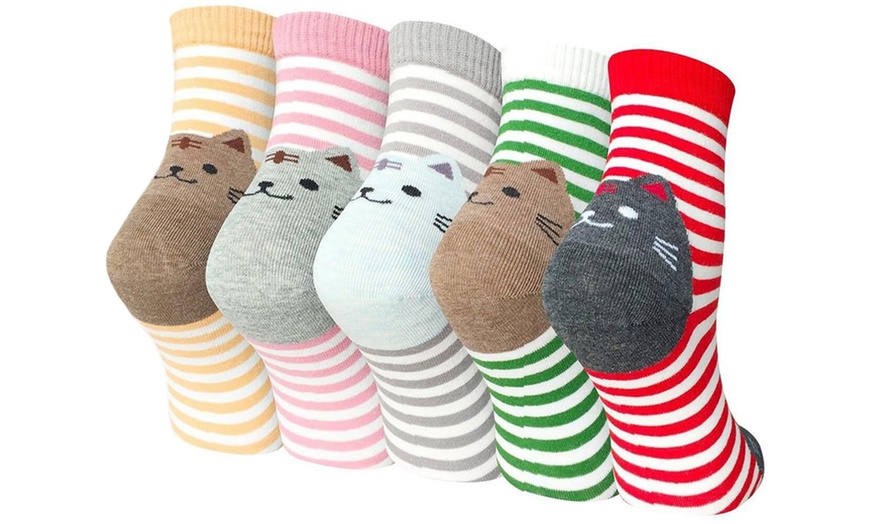 Image 10: Pack de cinco pares de calcetines de animales