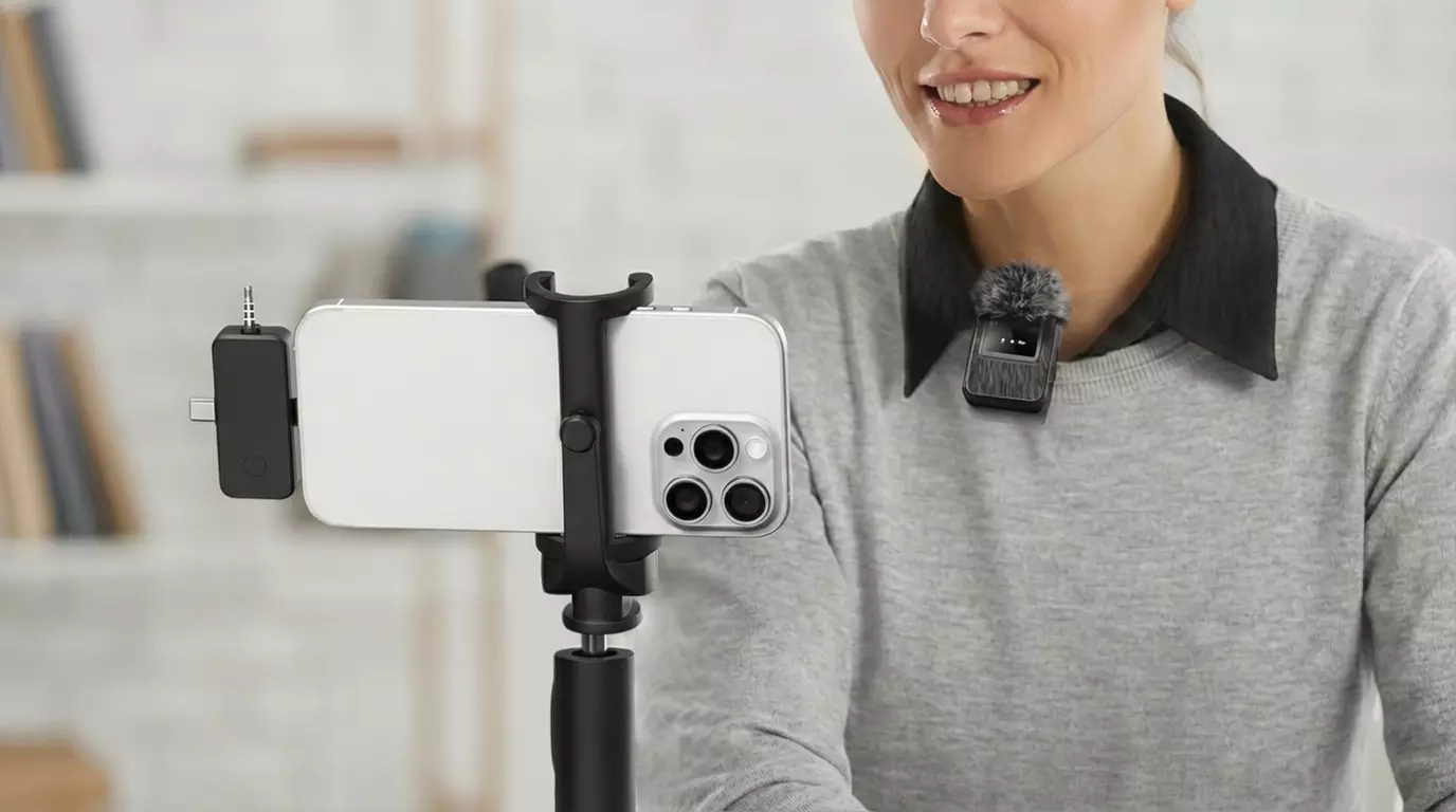 3-in-1 Professional Wireless Lavalier Microphone - Noise Cancelling Mic