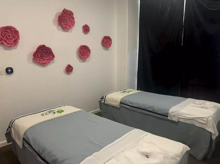 Swedish or Deep Tissue Body Massage w/ Free Hot Stone & Essential Oil