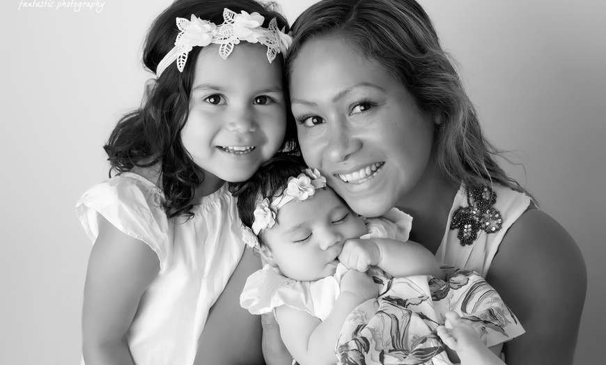 Image 4: Family Photoshoot I 8'' x 6'' Print I Barrett & Coe Studios