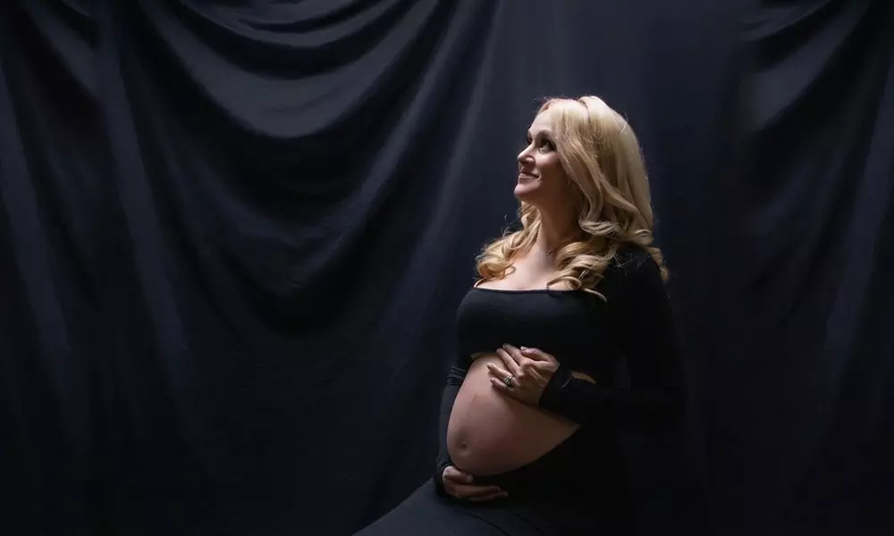Capture the Essence of Motherhood with Maternity Photoshoot Sessions