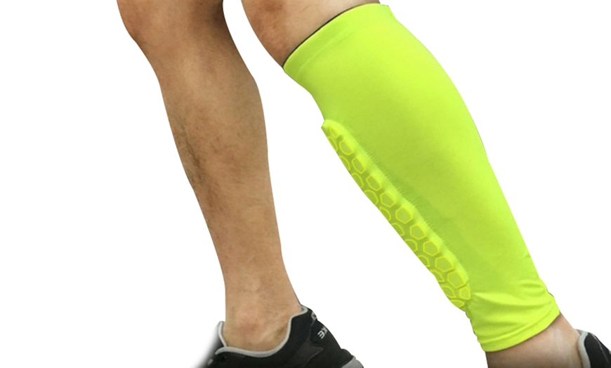 Image 20: Men's Sports Calf Protector