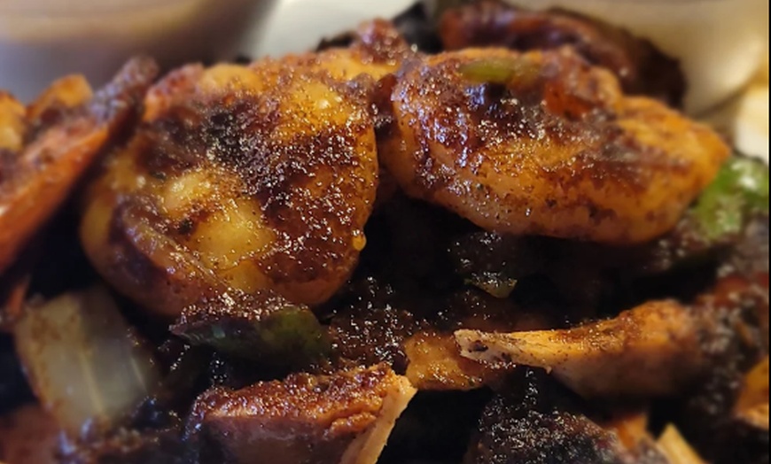 Image 2: Savor Delicious Soul Food with $40, $70, or $100 of Food and Drinks