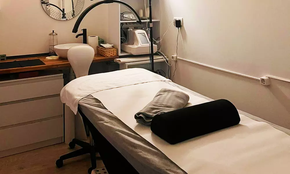 Lifting de pestañas y tinte, laminado de cejas, visagismo y depilación