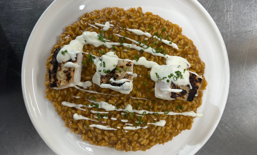 Image 7: Date un capricho con un menú degustación para 2 o 4 personas