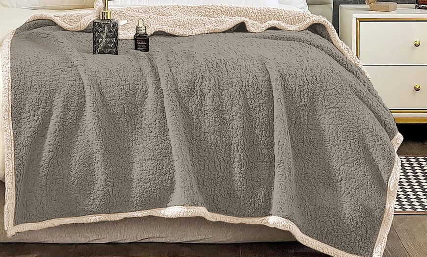 Image 4: Couverture STUBAI en Sherpa 