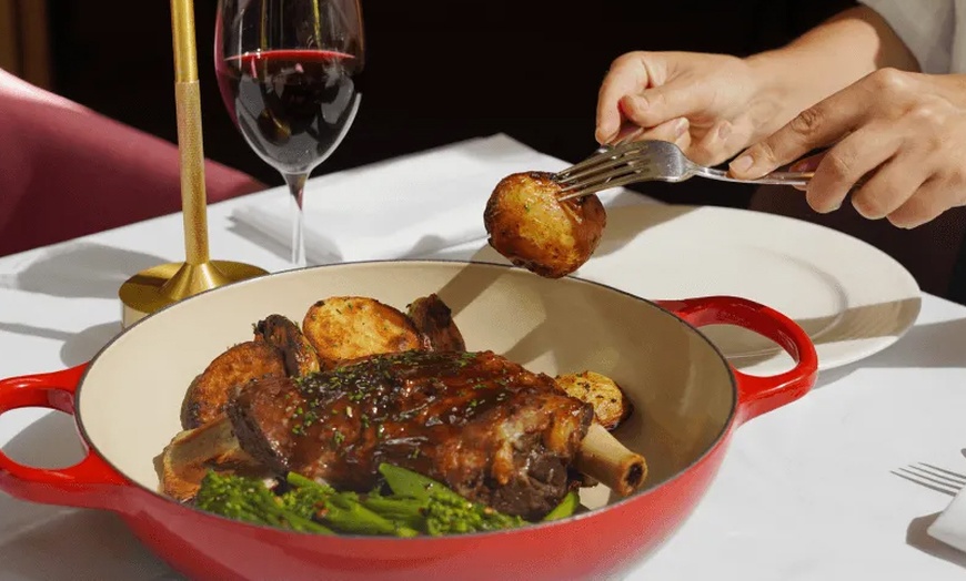 Image 2: Exceptional Cuisine Winner: 3-Course Australian Meal with Wine / Beer