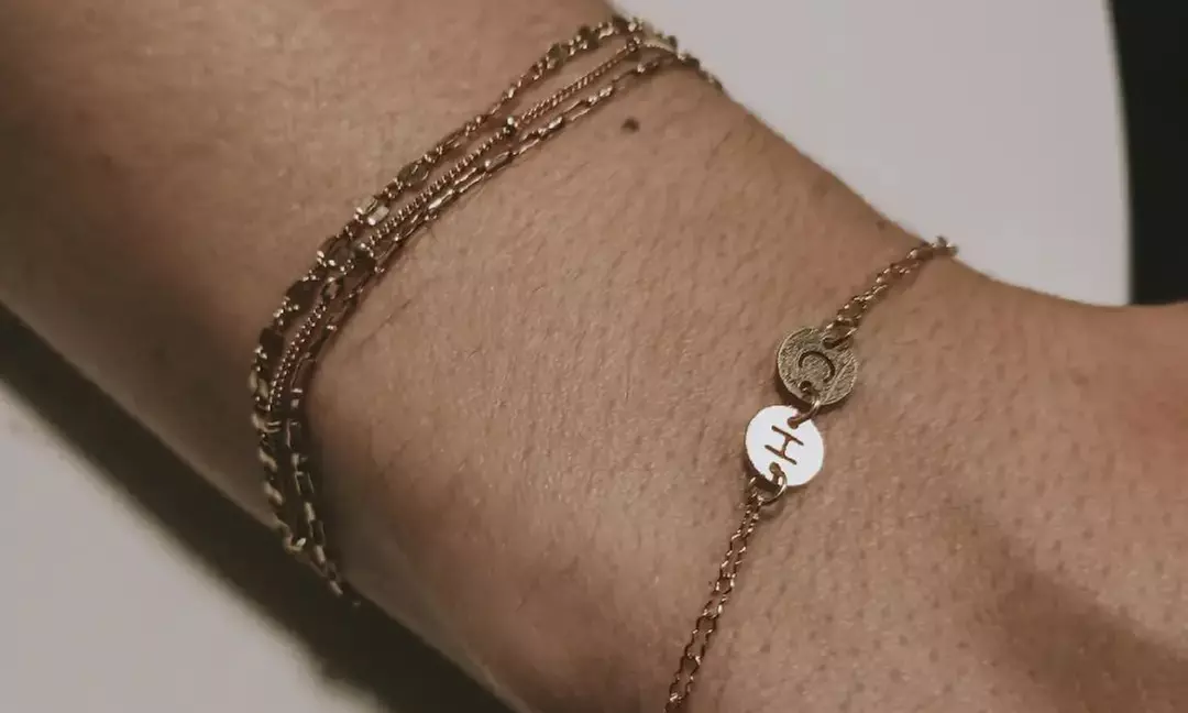 Up to 25% Off on Customizable Jewelry at Sunday Mornings