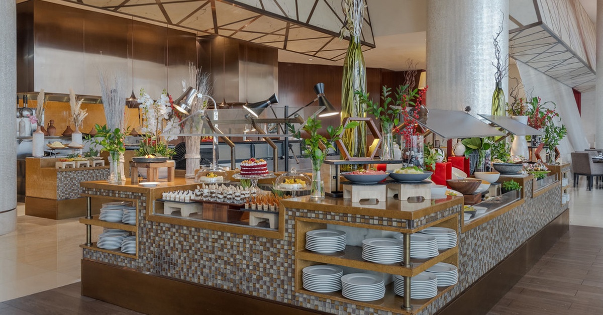 5* Dinner Buffet With Bottomless Juices & Soft Beverages For 1, 2 Or 4 5* Dinner Buffet With Bottomless Juices & Soft Beverages For 1, 2 Or 4