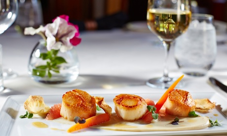 Menu gastronomique pour 2 ou 4 personnes dès 79,90 € au Restaurant de l'Hôtel de Paris