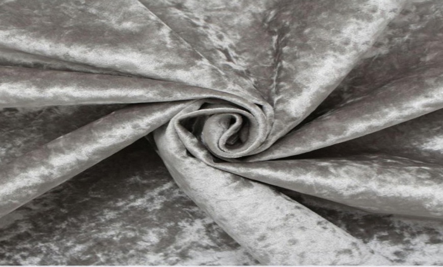 Image 13: Savoy Wingback Bed Frame