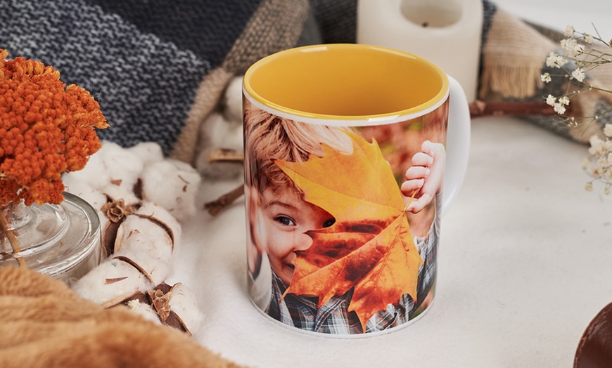 Image 2: ¡Dale vida a tu café! ¡Descubre las tazas personalizadas de Colorland!