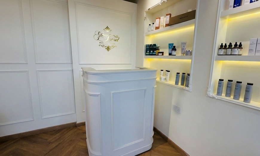 Image 2: Lash & Brow Lamination Treatments for Long-Lasting Definition