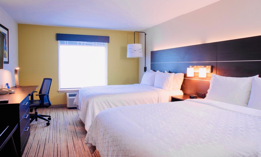 Image 7: Stay at Holiday Inn Express & Suites Chester–Monroe–Goshen, NY