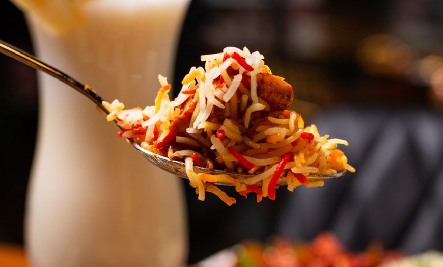 Image 10:  Pakistanisches 3-Gänge-Menü nach Wahl für 1, 2 oder 4 Personen