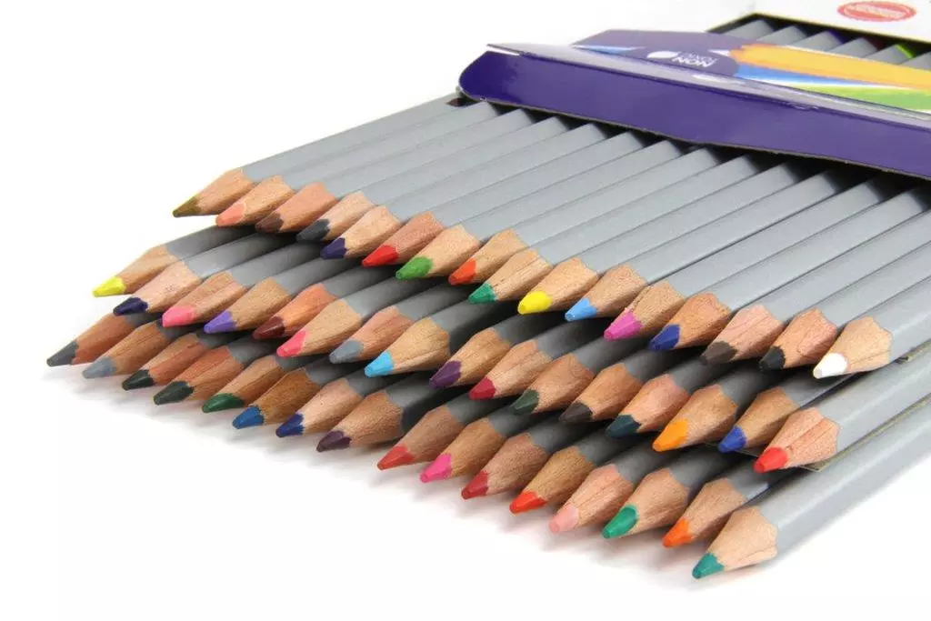 High-Quality Artist-Grade Watercolor Colored Pencil Set (48-Piece) - Second Medium