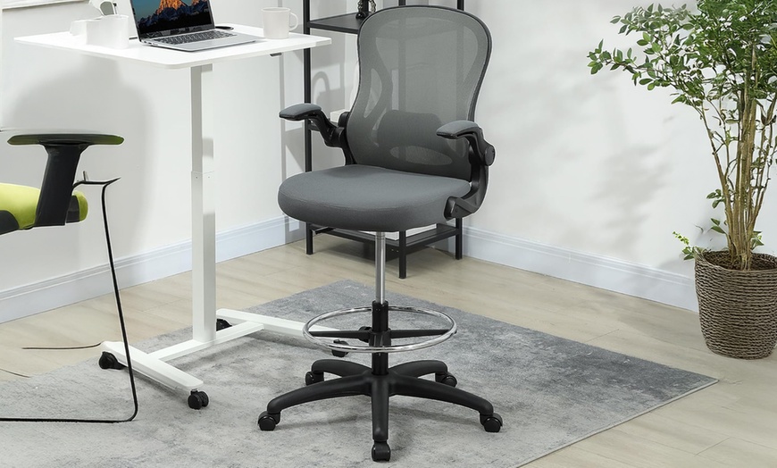 Image 5: Vinsetto Ergonomic Mesh-Back Chair