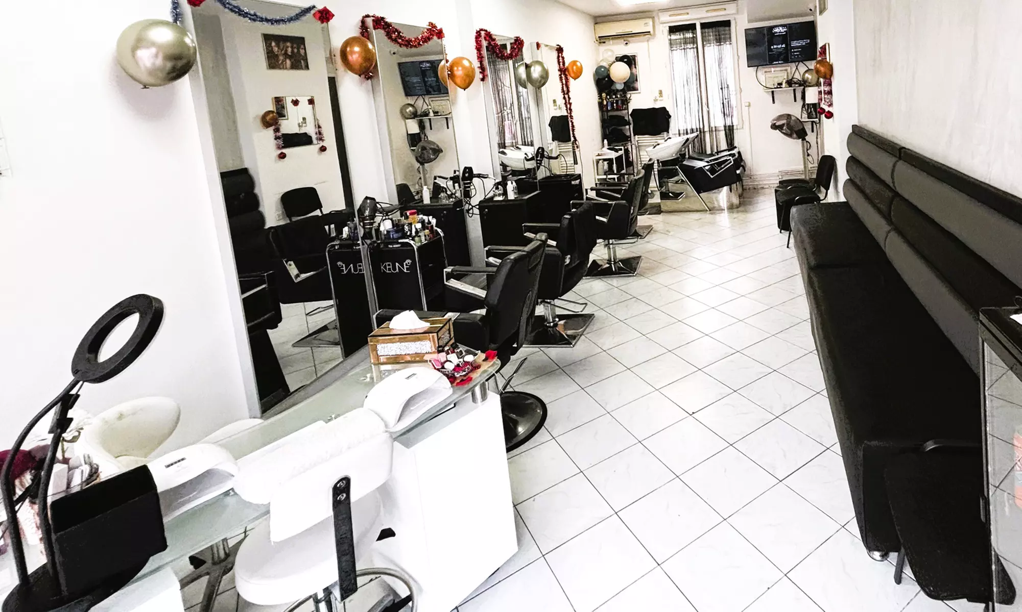 Shampoing, coupe et brushing avec coloration ou balayage à Saint-Denis