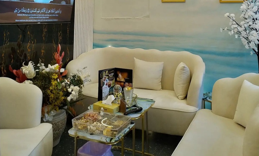 Image 3: Gents Steam Facial Cleansing, Face Waxing, Laser Facial, & More 