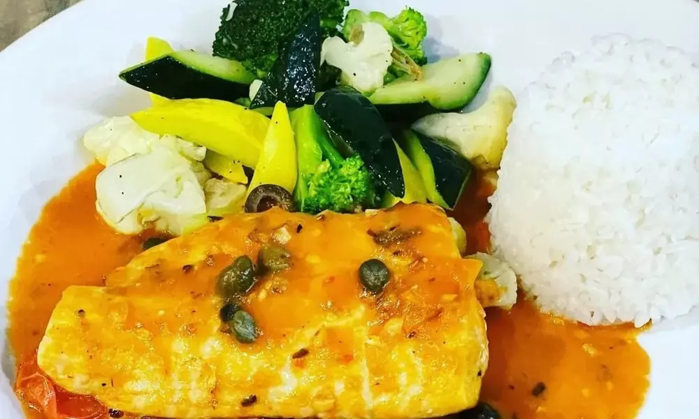 $25, $50, or $75 Towards food and drink for an Authentic Seafood Treat
