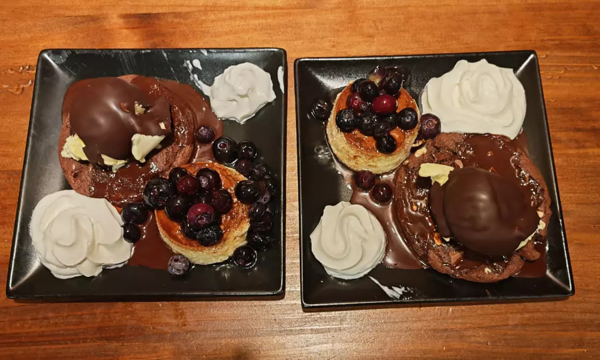 Menú familiar para 2, 3 o 4 personas con postre, café y agua