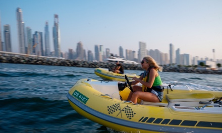 30 mins Self-Drive Boat Tour for upto 2 persons in 1 boat