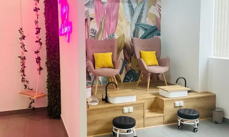 Masaje corporal y craneal con envoltura en Centro de Estética Esencia