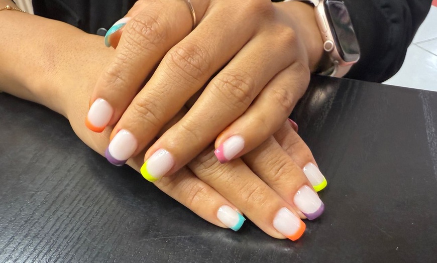 Image 1: Pamper Yourself with One Session of Classic or Gel Mani-Pedi
