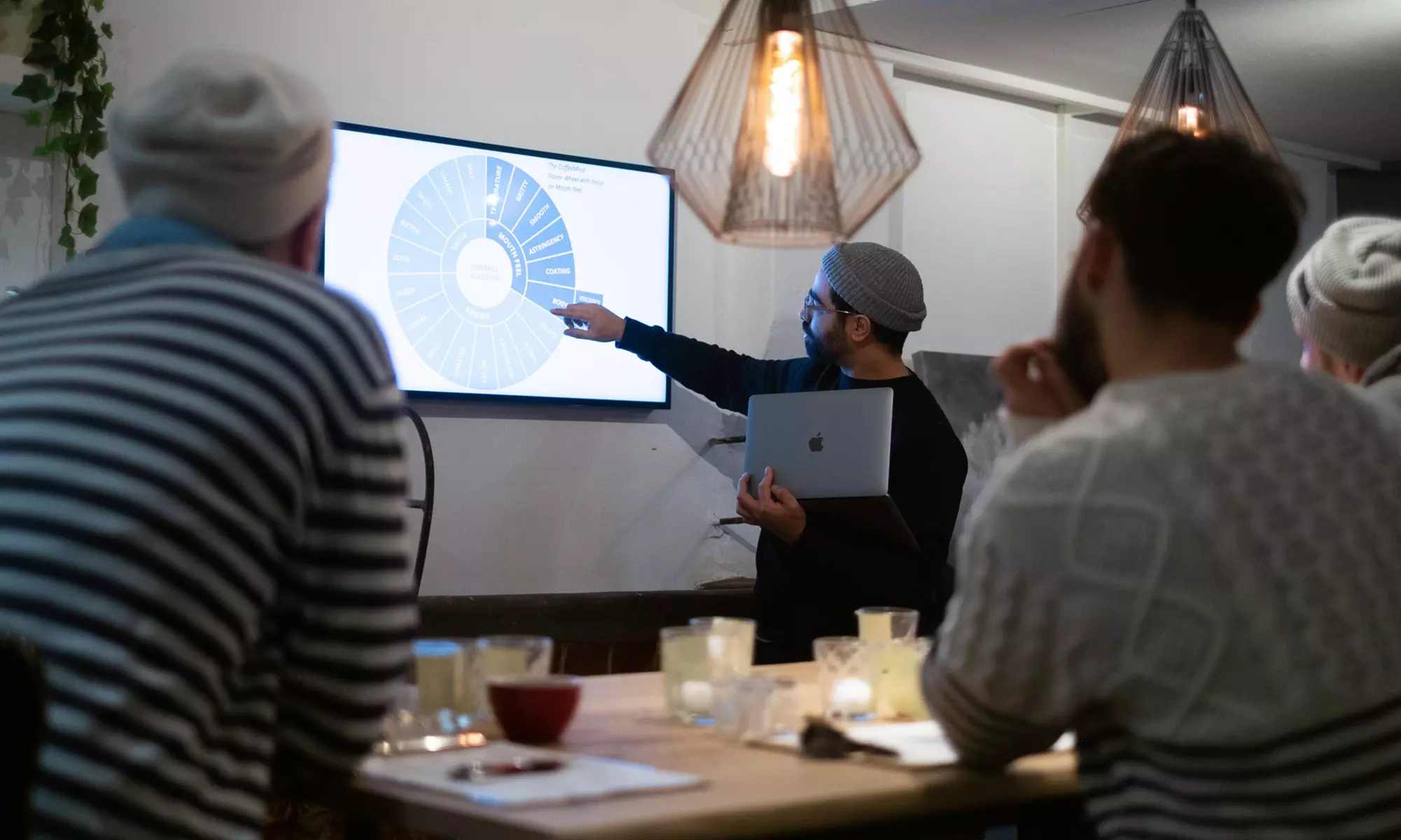 „Röste deinen eigenen Kaffee“ - Workshop für 1 oder 2 Personen: Von der Bohne bis zum Aroma (bis zu 40% sparen) - Primary Image