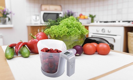 Bilancia da cucina con peso e misura volume