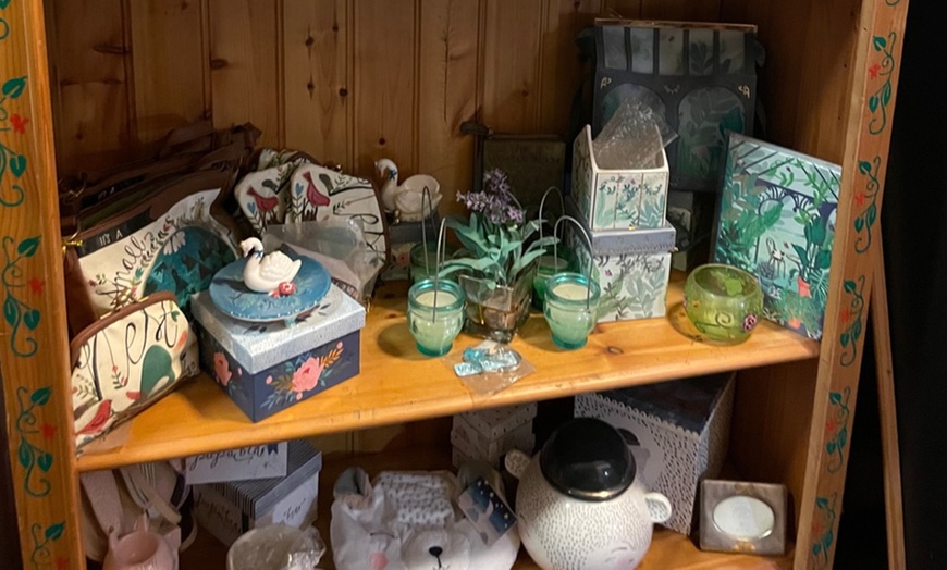 Image 12: Swinscoe: 2-Night Stay with Breakfast and Optional Dinner