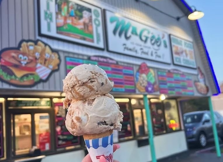 18 Holes of Mini-Golf at Magoo's Ice Cream with a Treat