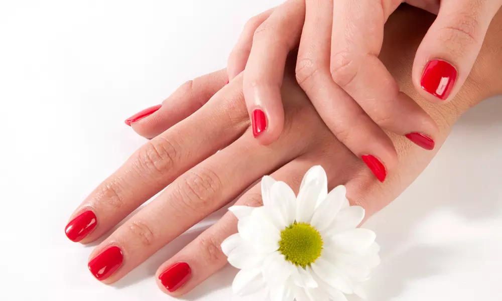 Jusqu'à 38% de remise sur Manucure-pédicure chez ELISA COIFFURE Sevran - Primary Image