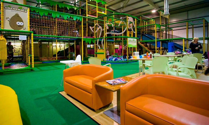 Image 2: Soft Play Party For 100 Kids