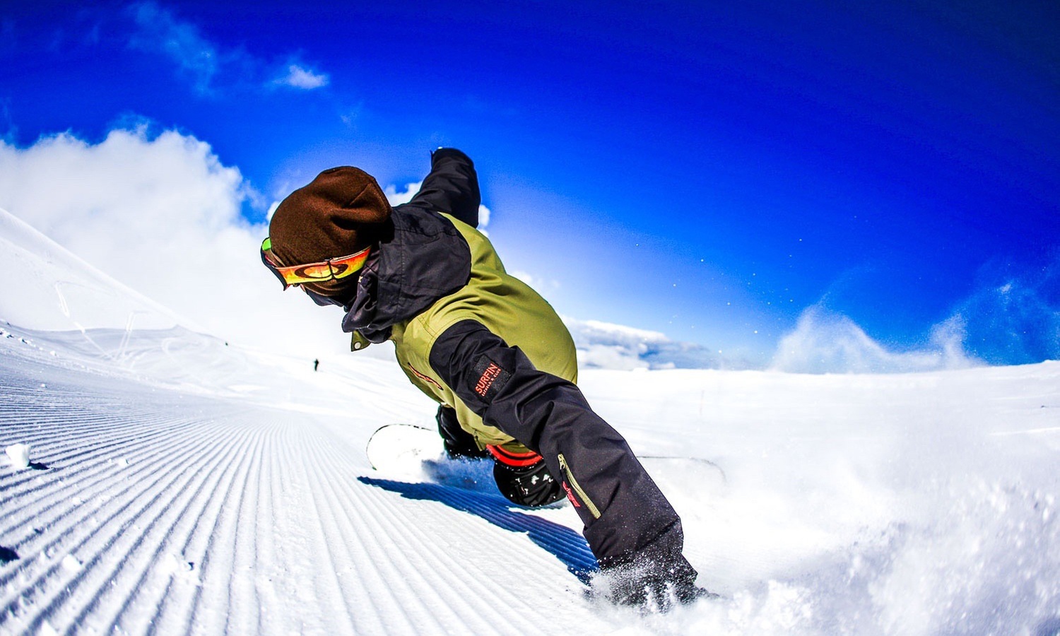 Alquiler de equipo de esquí o snowboard durante 1, 2 o 3 días