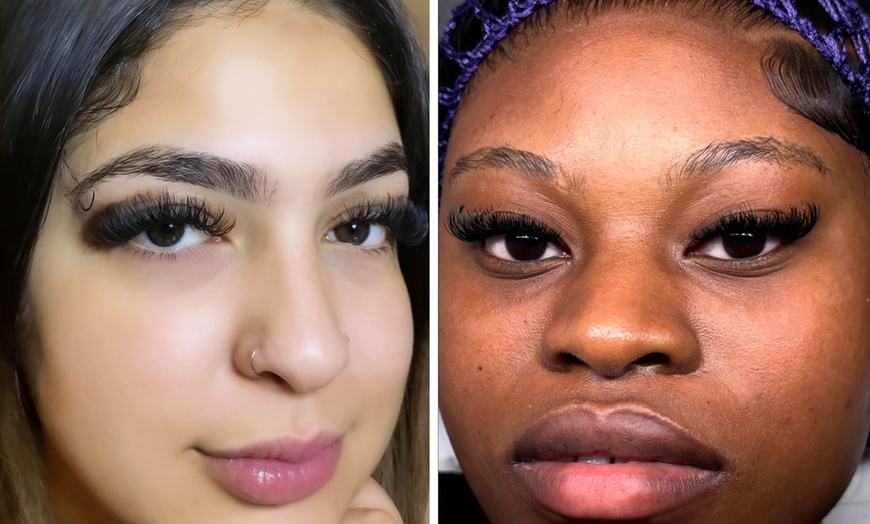 Image 5: Transform with Deluxe Eyelash Extensions!