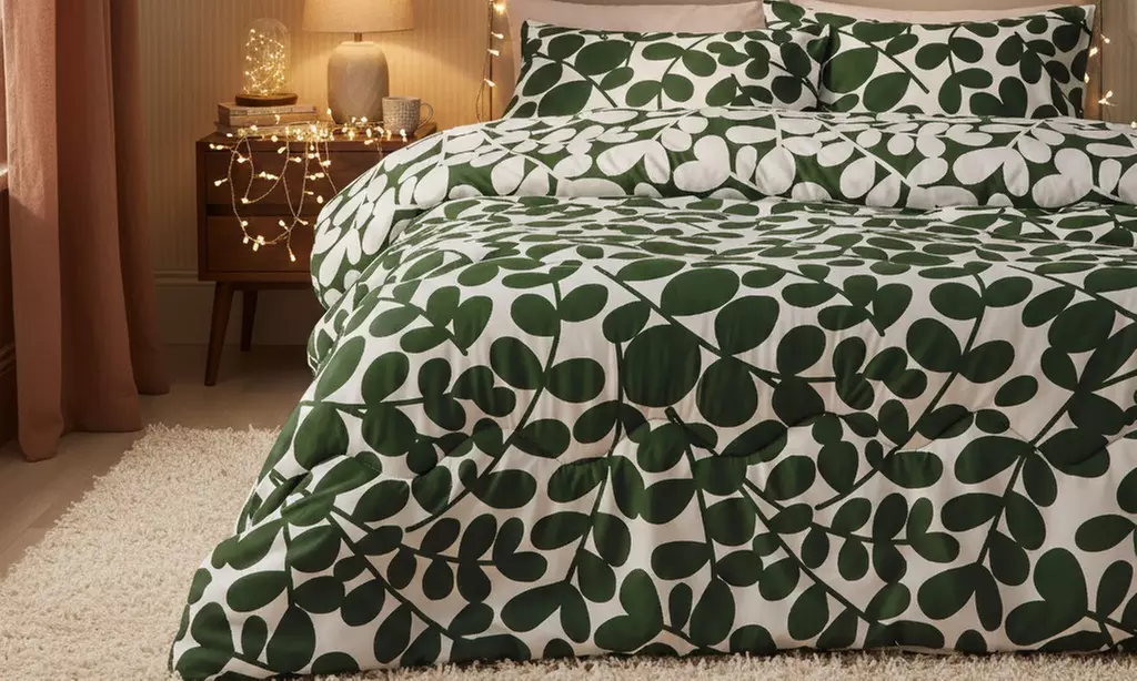 Silentnight 10.5 Tog Leaf Print Reversible Coverless Duvet Set
