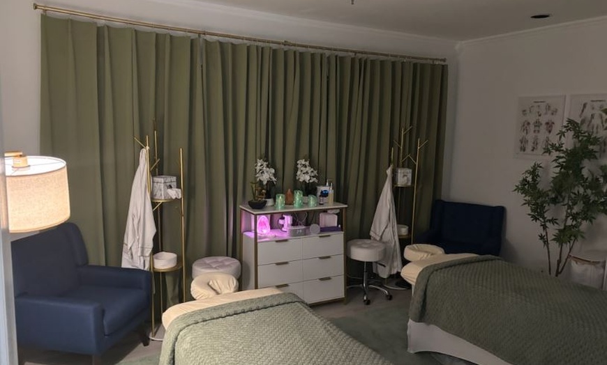 Image 6: One or Couples 60 or 90 Minute Deep Tissue Massage + Aromatherapy 