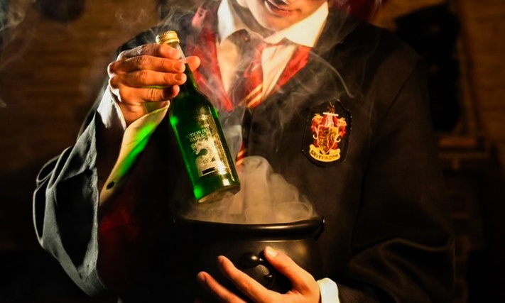 Menú de almuerzo o cena picoteo para 2 o 4 pax en restaurante temático