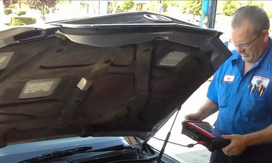 Synthetic OR Full Blend for 5 Qts, Digital Inspection & Fluid Top-Off