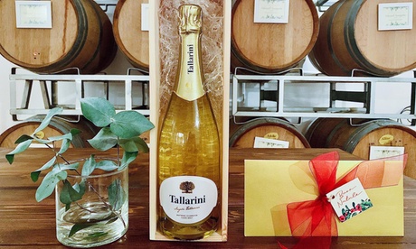 Visita cantine con degustazione vini, salumi e formaggi da Tallarini Società Agricola