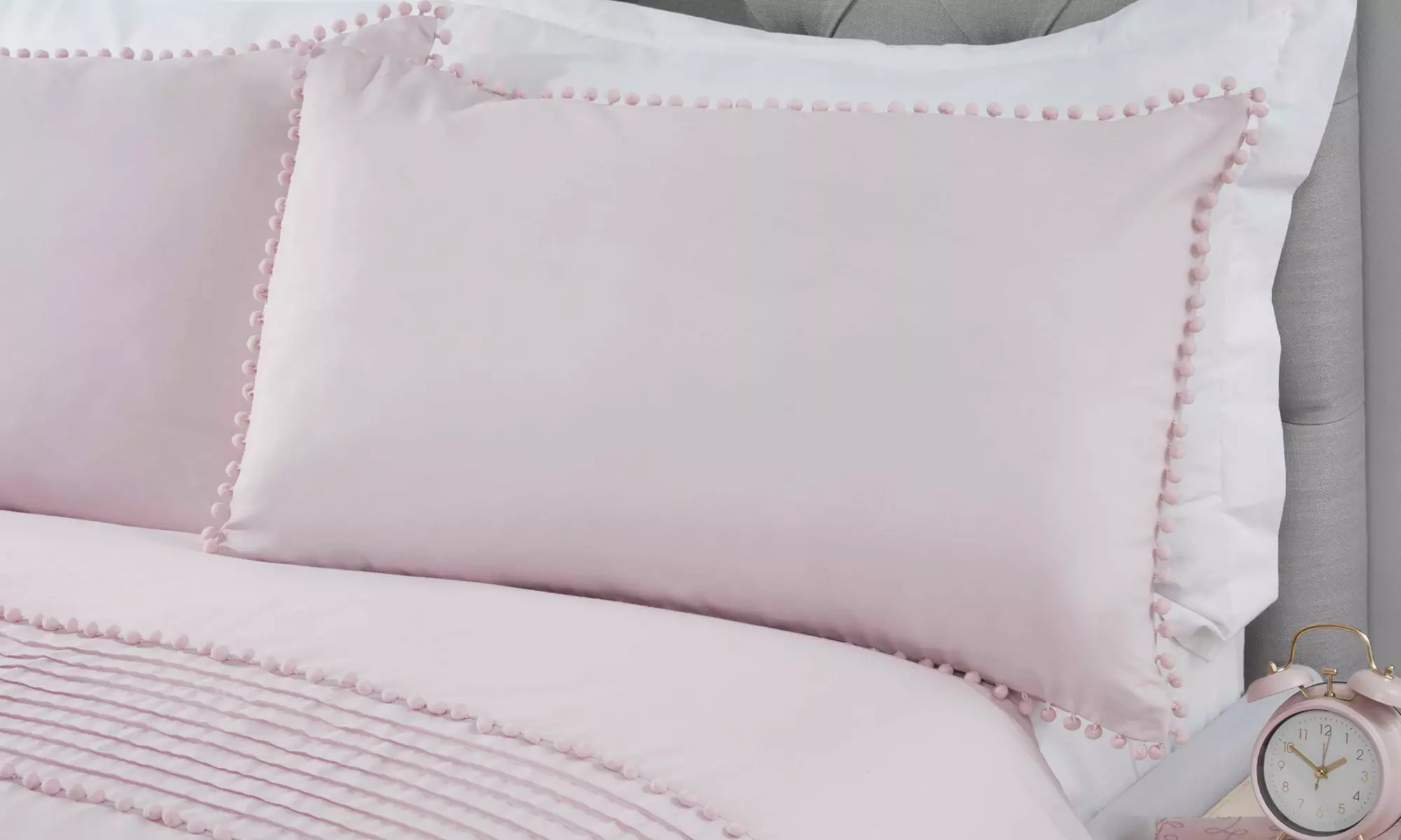 Pom Pom Duvet Set