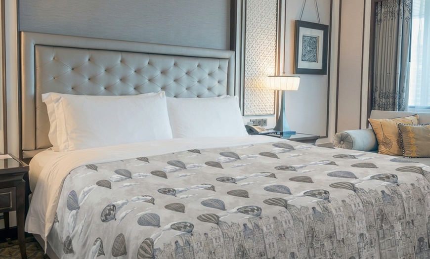 Image 3: 100% Cotton Sheet with Assorted Patterns