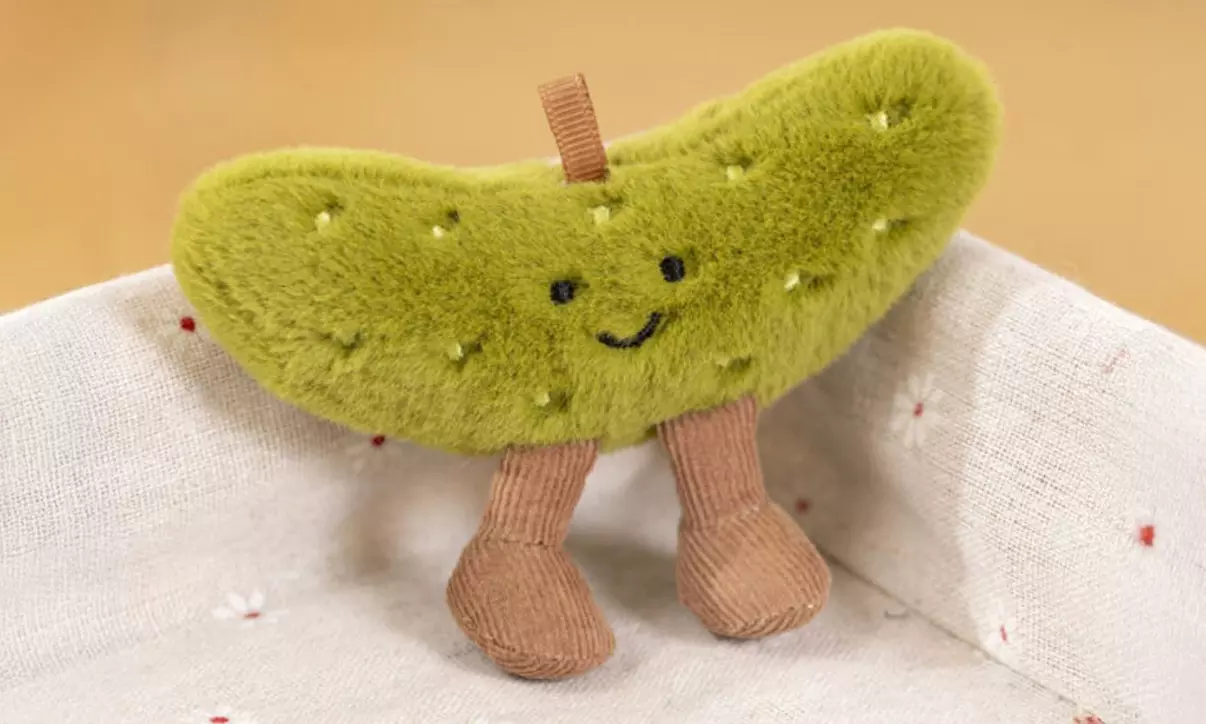 Kuscheliges Plüschtier im Lebensmitteldesign