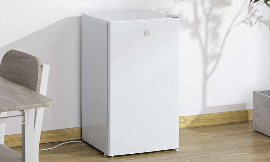 Image 9: HomCom Compact-Sized Fridge Selection