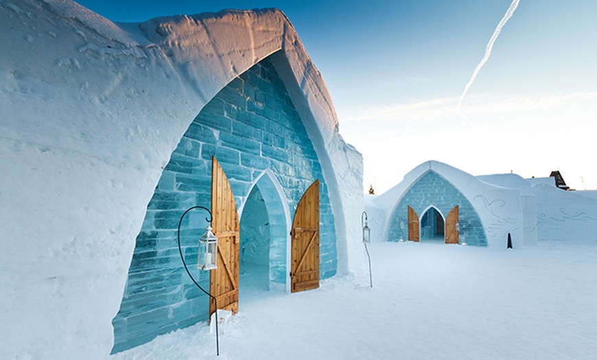 Image 1: Hôtel de Glace Getaway