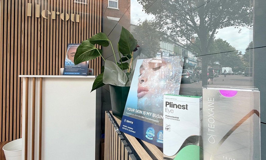 Image 7: Deep Cleanse, Hydrate & Glow with One or Three HydraFacials 